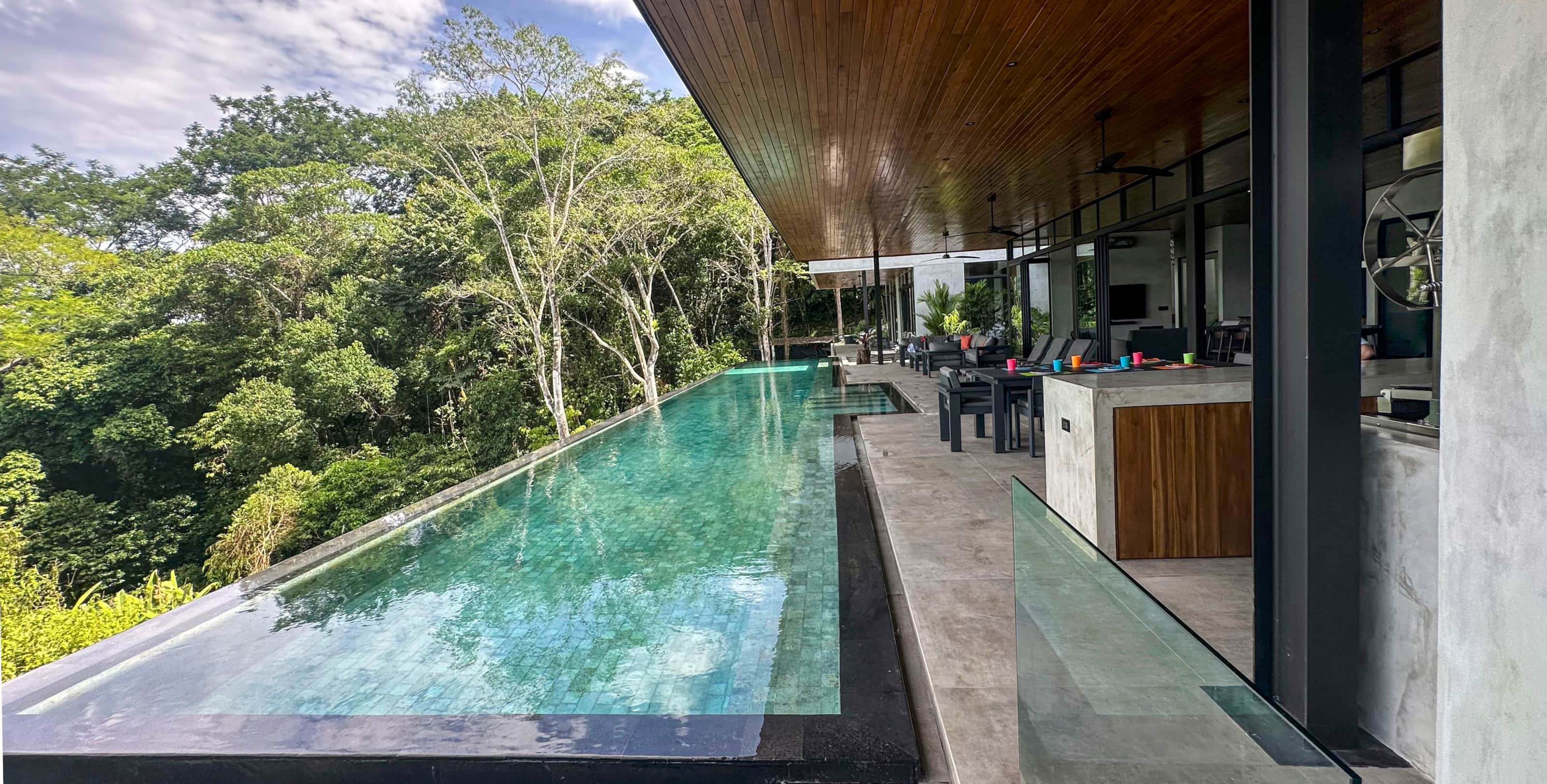Casa Ventanas