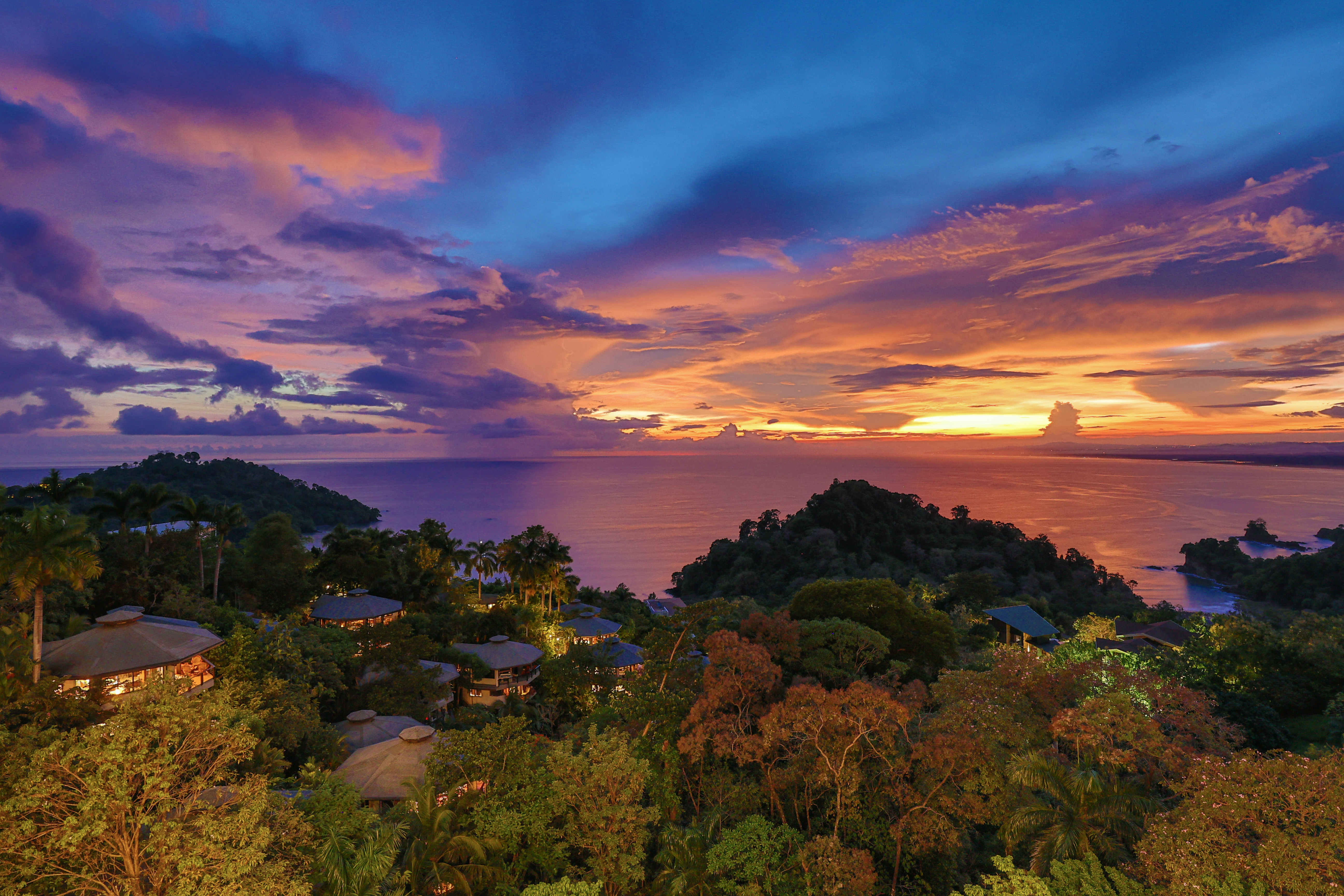 Pacifico Colonial Penthouse