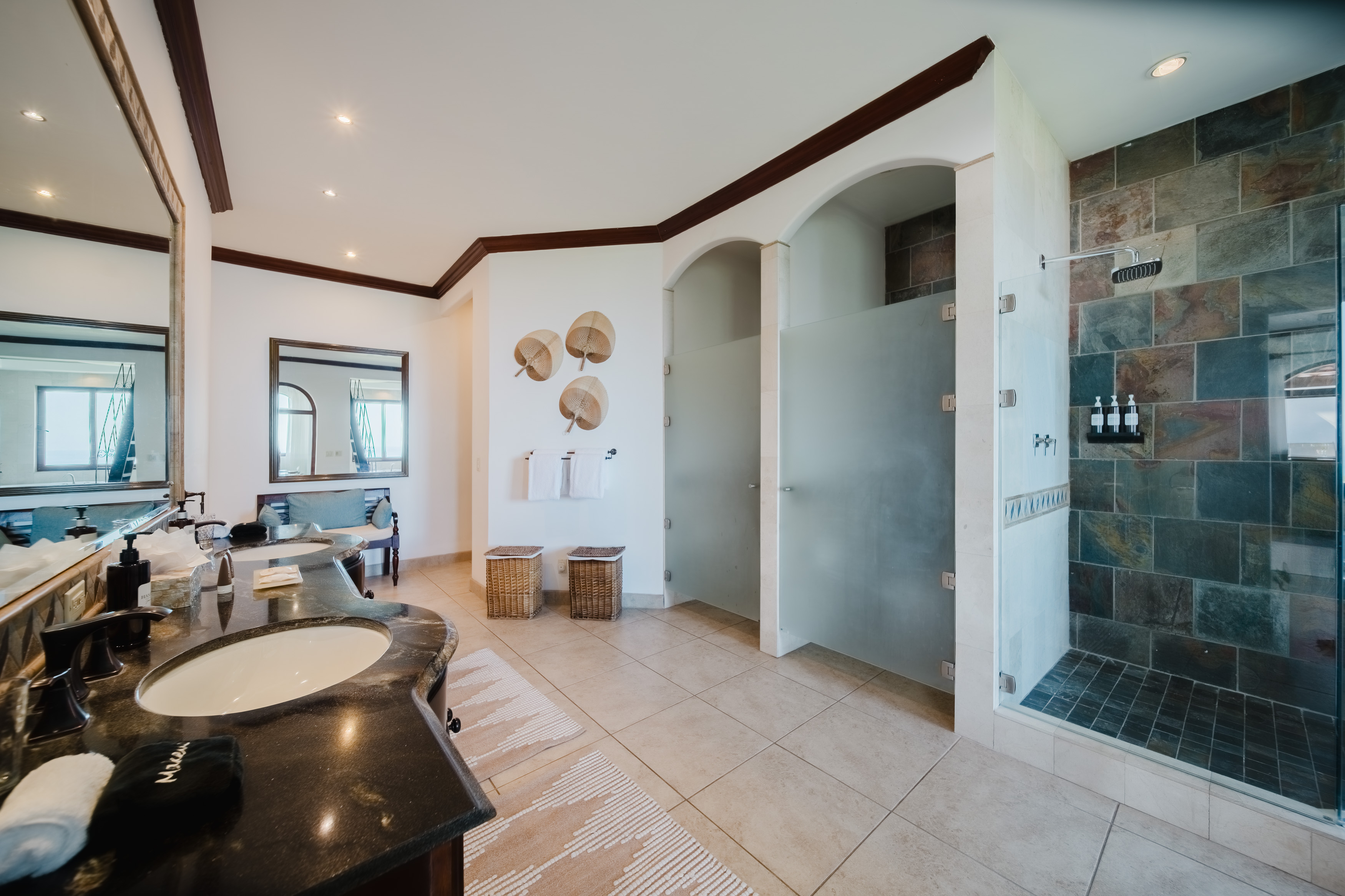 Pacifico Colonial Penthouse