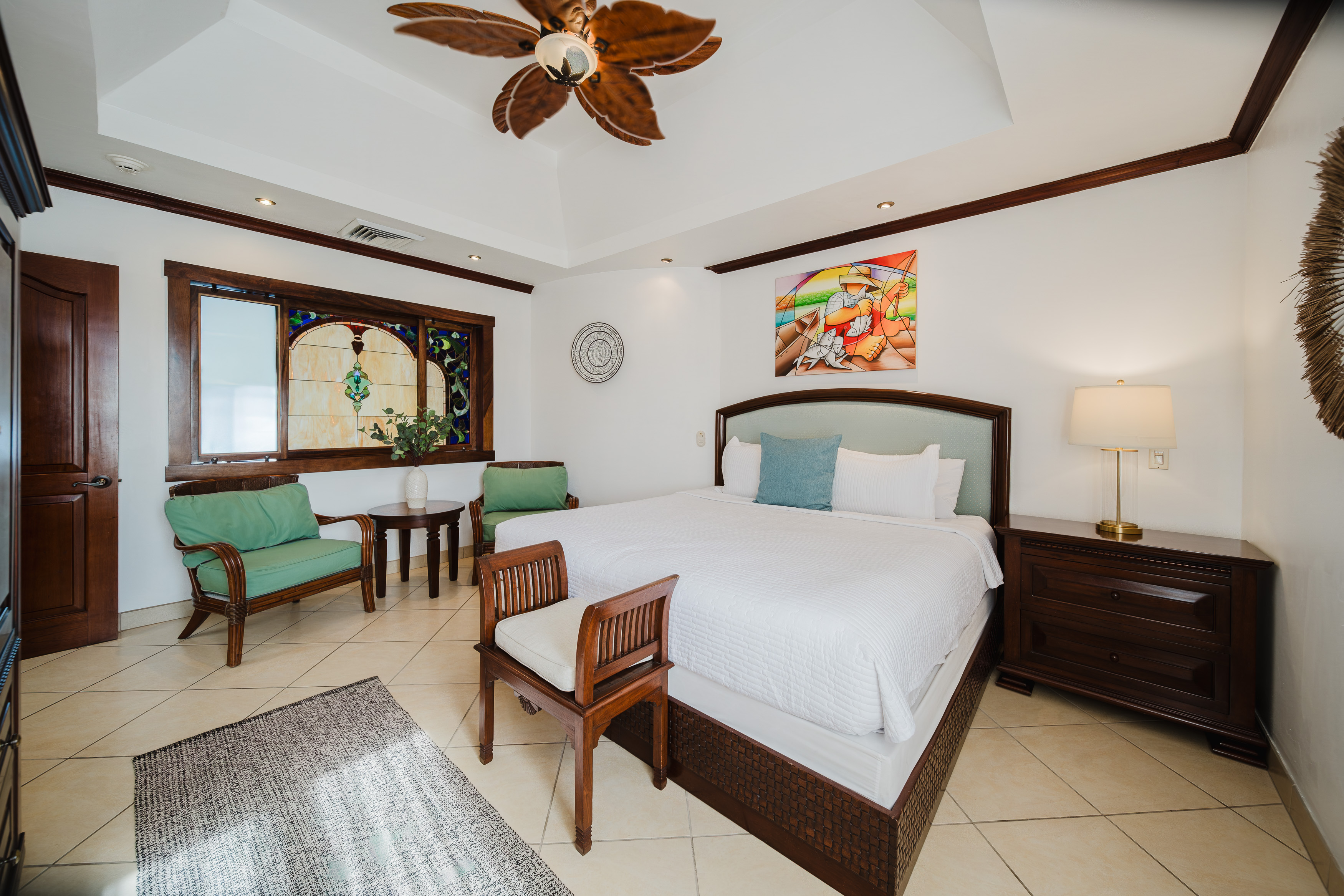 Pacifico Colonial Penthouse